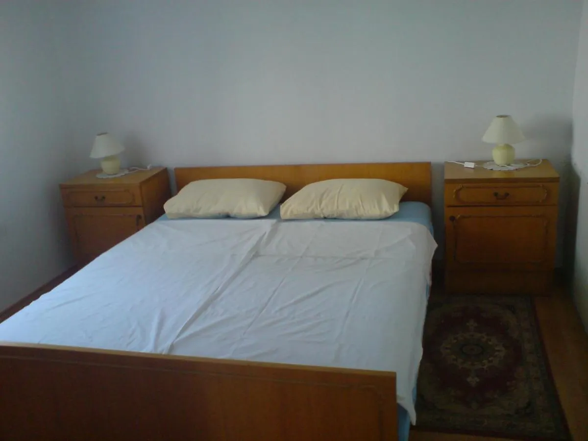 Apartman Mira Sabunike 2 Apartment Privlaka  Croatia